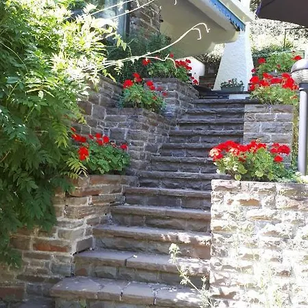 Bed & Breakfast Am Sahrbach 4*