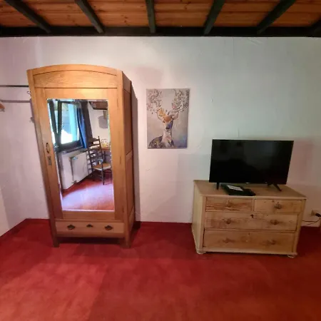 Am Sahrbach Bed & Breakfast *