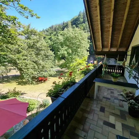 Bed & Breakfast Am Sahrbach Altenahr