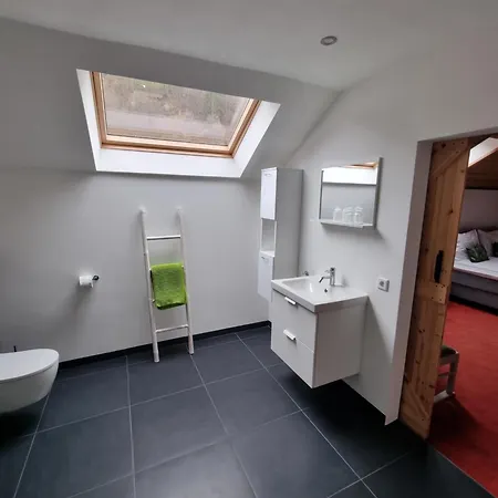 Bed & Breakfast Am Sahrbach 4*