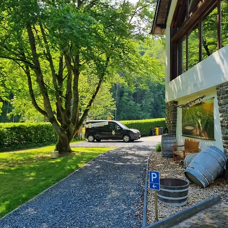 Oda ve Kahvaltı Am Sahrbach Altenahr