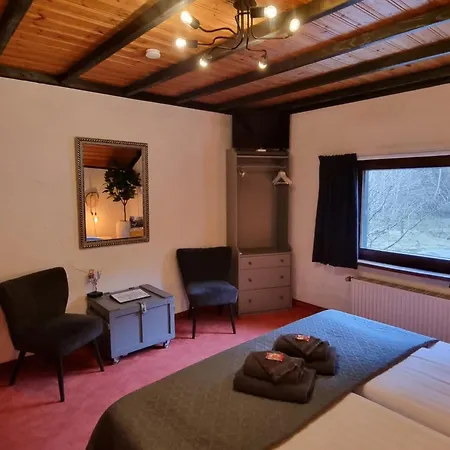 Oda ve Kahvaltı Am Sahrbach