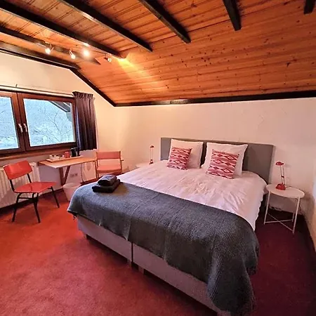 Bed & Breakfast Am Sahrbach Altenahr