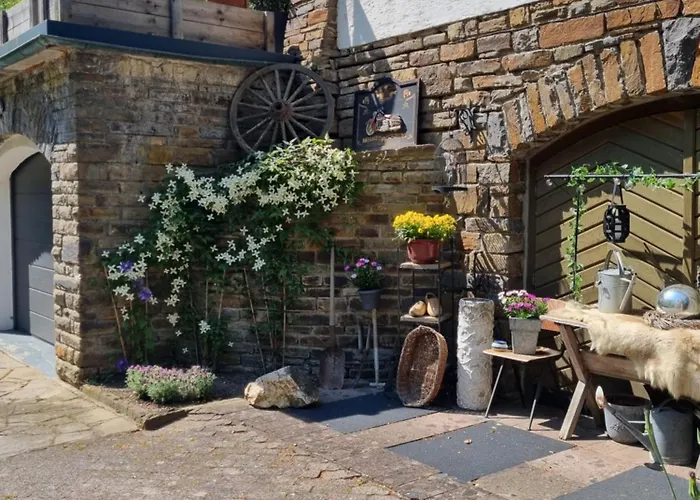 Am Sahrbach 4* Altenahr